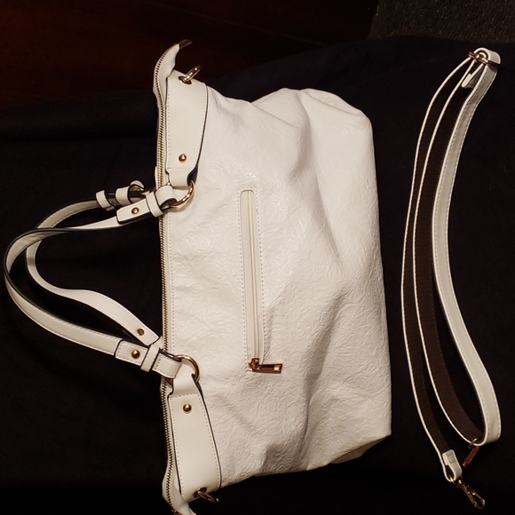 New no tags. White  bag.  Beautiful bag. Has long detachable strap plus handles. - Picture 2 of 2